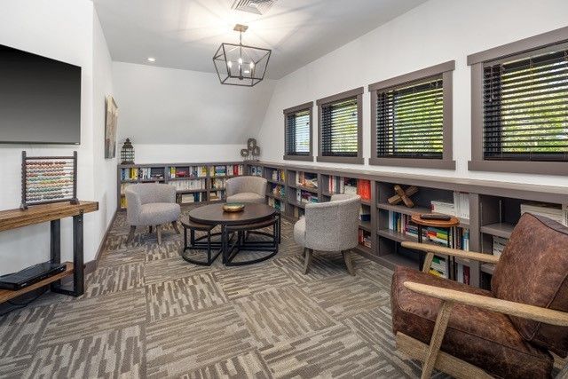 125 Commerce Way, Marshfield, MA 02050